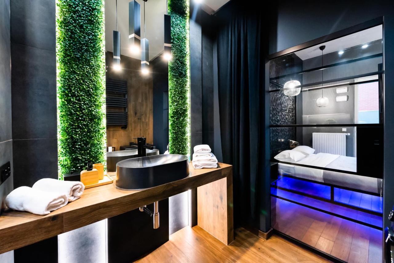 New Praga Ladies' & Gentlemen'S Apartments Warsaw Ngoại thất bức ảnh